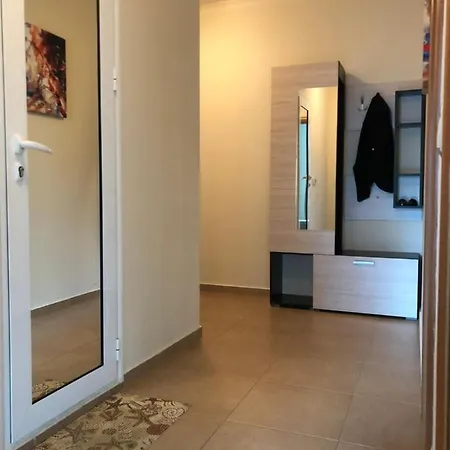 Apartment Mary's
